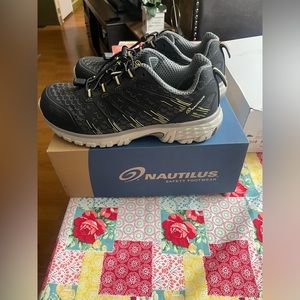 Nautilus shoes size 8